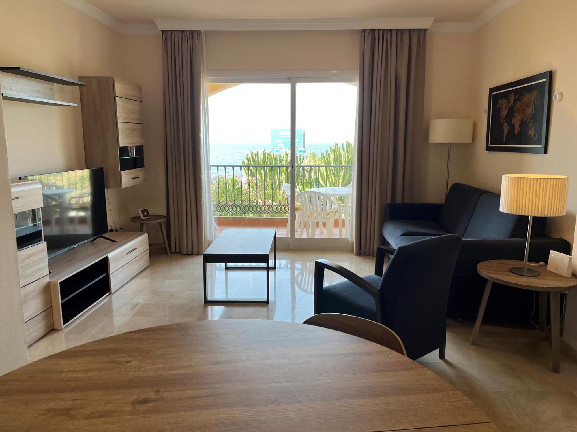 Fantastico Apartamento Con Vistas Al Mar Zona Club La Costa Castillo Fuengirola Exterior photo
